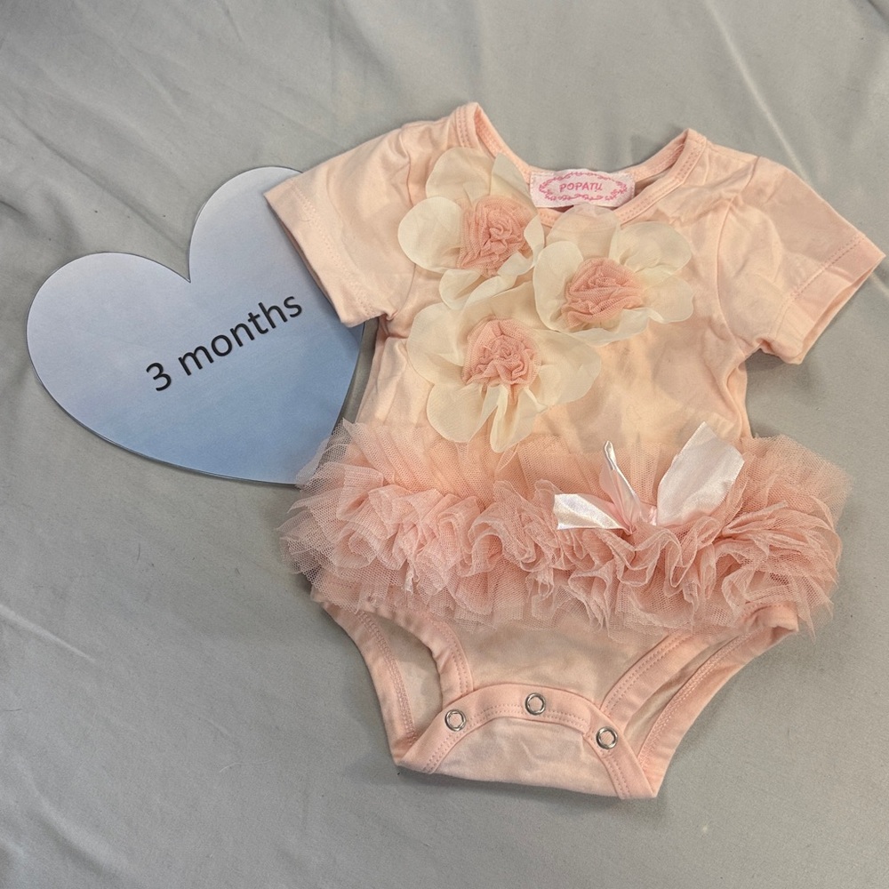 Popatu - NWOT - short sleeve ballet/floral tutu design onesie top.